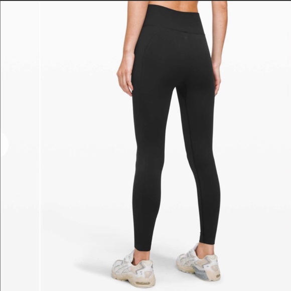 RARE NWT Women’s Lululemon Athletica Black Leggings Size 8 Inseam 28” - Picture 4 of 6